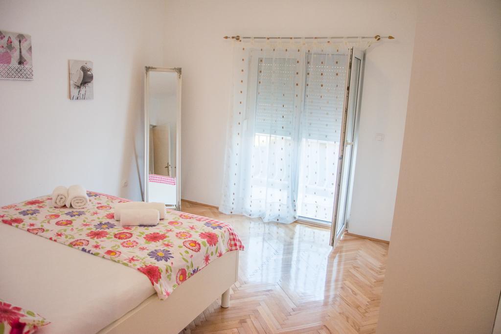 Apartment Klara Biograd Na Moru Exteriör bild