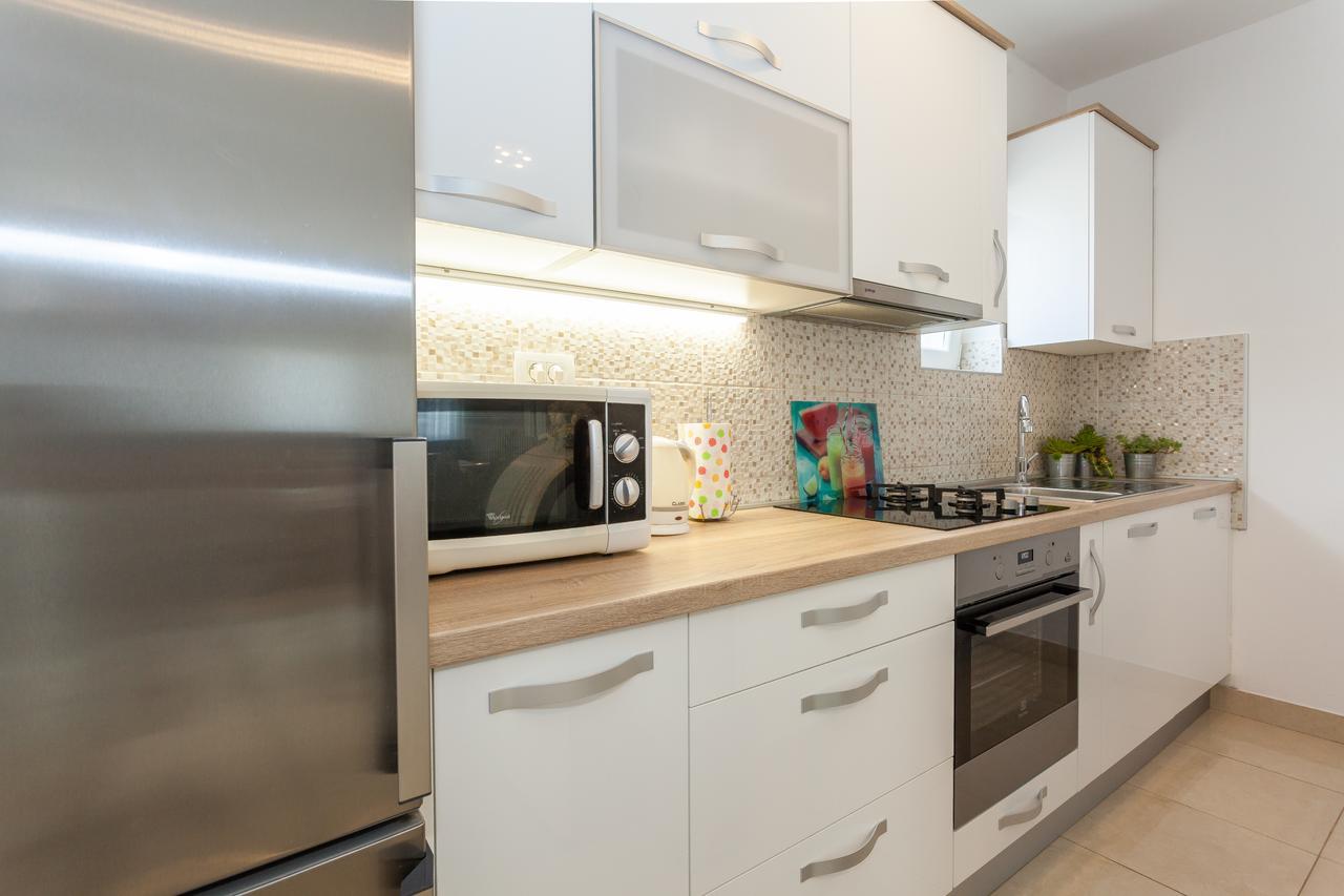 Apartment Klara Biograd Na Moru Exteriör bild